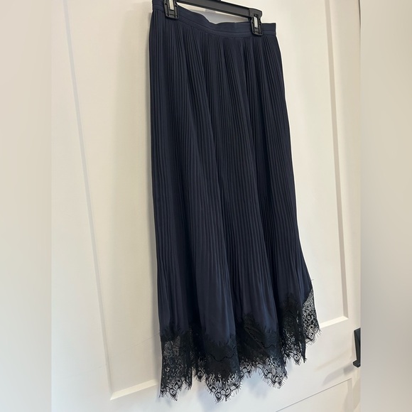 Reiss Ania Pleated Lace Skirt in Navy - Picture 3 of 5